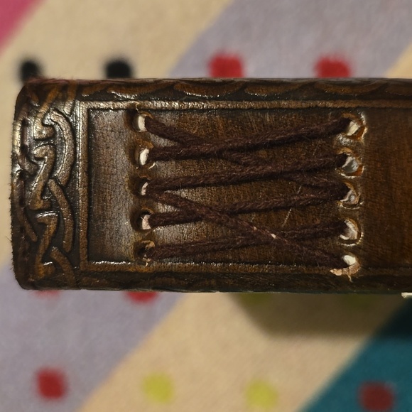 ♥️BUY 2 GET 1 FREE Earthbound Brown Embossed Clock Leather Journal - Picture 13 of 13